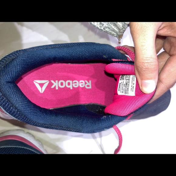 Sport shoes by reebok - Picture 4 of 4